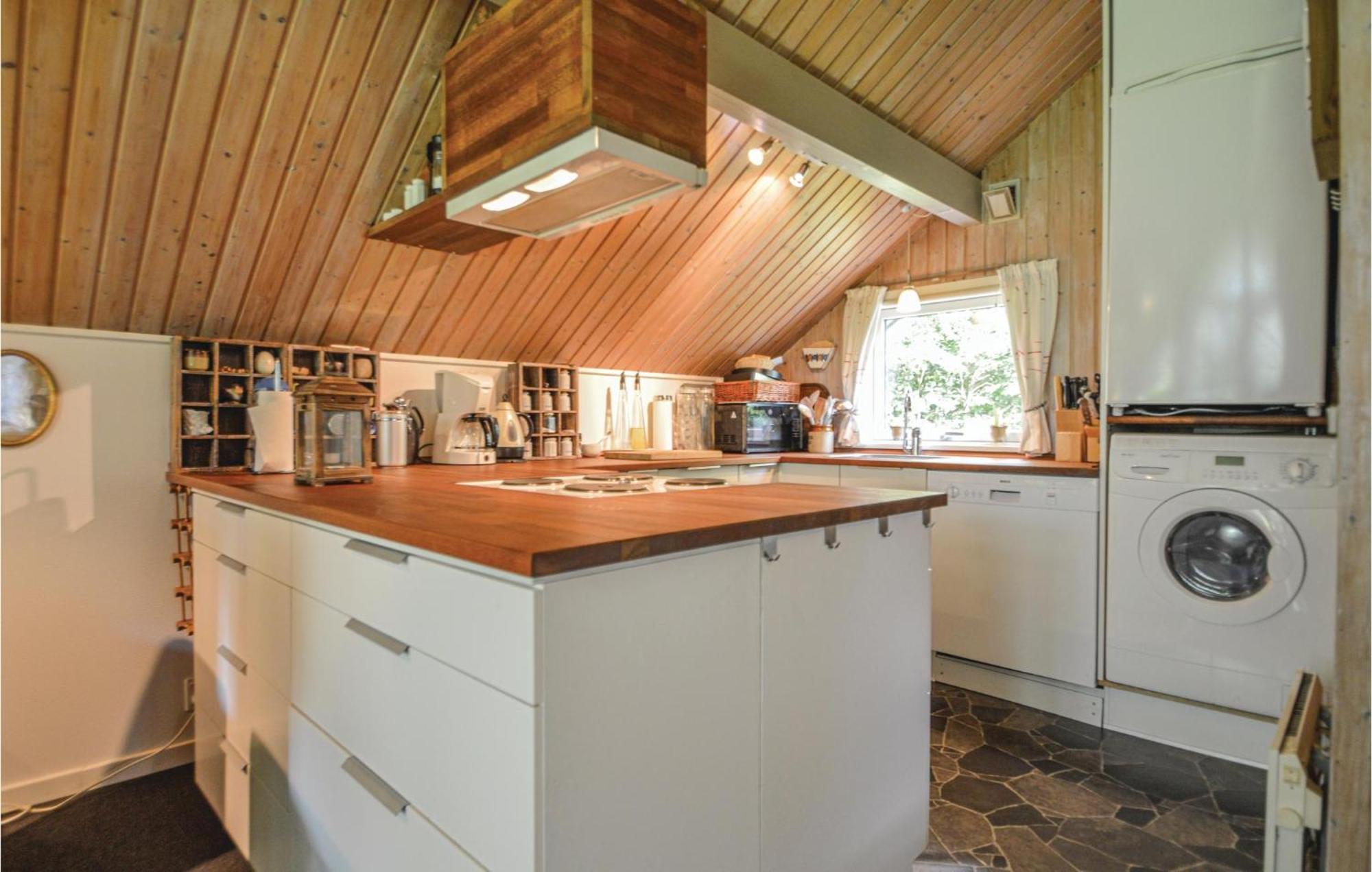 Nice Home In Toftlund With Kitchen Exteriör bild